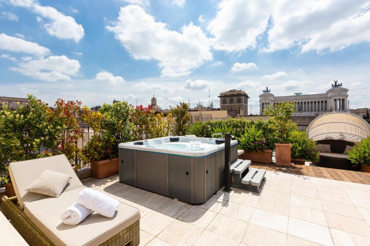 Amazing Penthouse Piazza Venezia Apartamento *