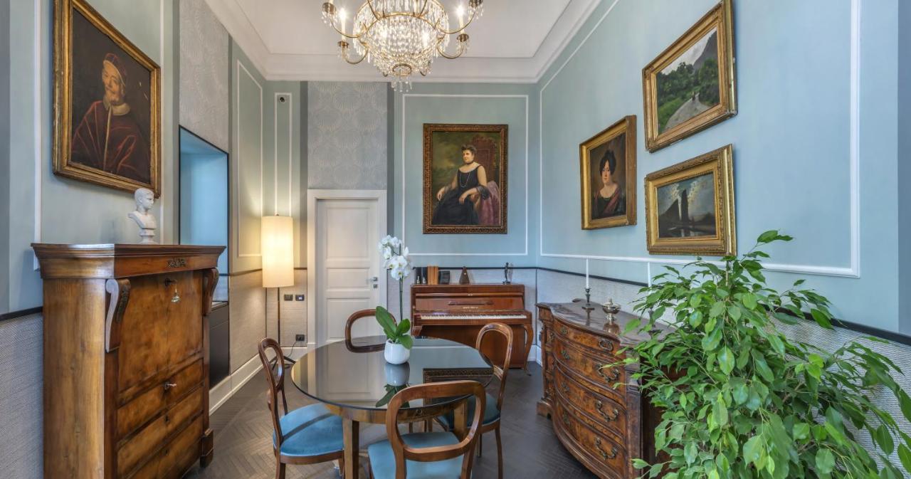 Pensión Ricciardelli Luxury - Piazza Di Spagna 2*
