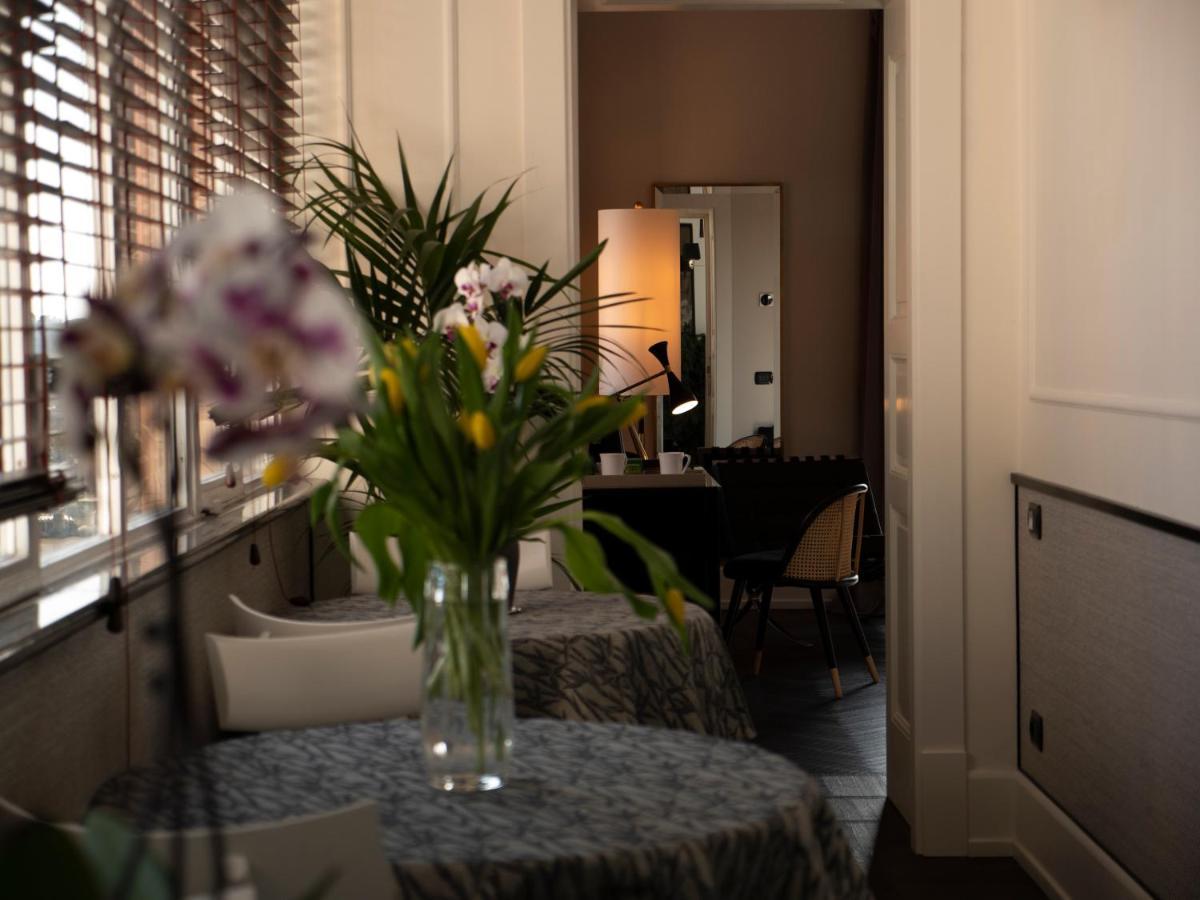 Ricciardelli Luxury - Piazza Di Spagna Pensión