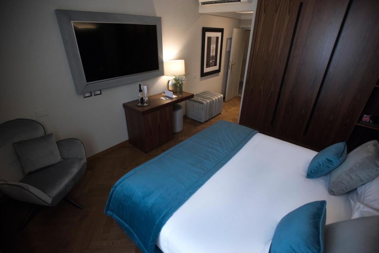 Antico Del Sole Al Pantheon Hotel 4*