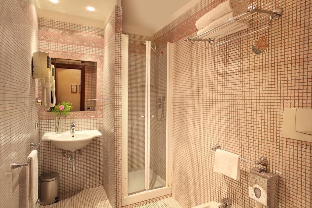 Serena Srl 3*