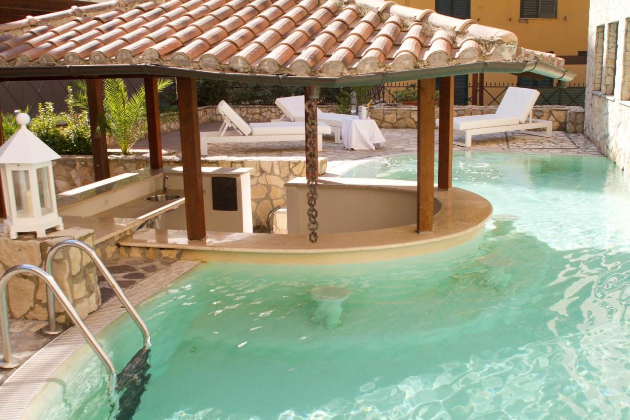 The 3* Roma