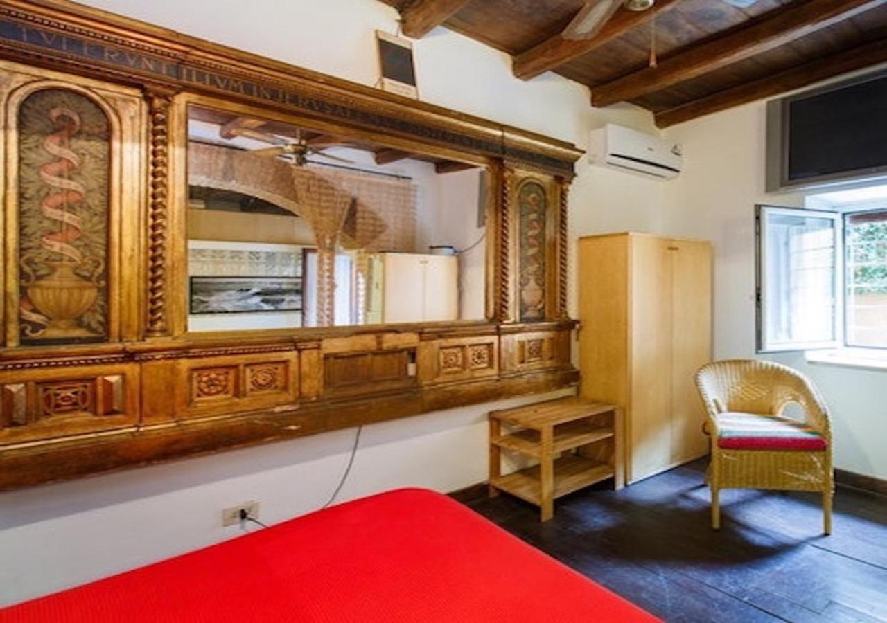Independent With Garden Heart Of Trastevere John Cabot Rome
