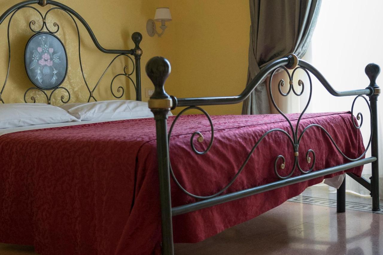 Bed & Breakfast La Breccia A Porta Pia Roma