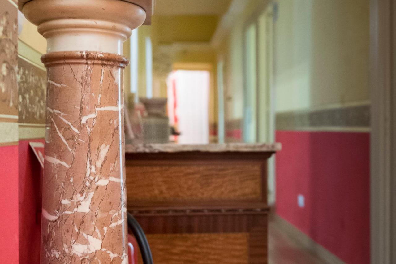 La Breccia A Porta Pia Bed & Breakfast Roma