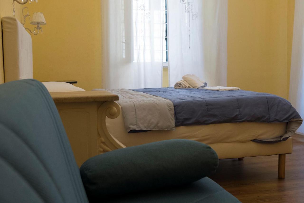 La Breccia A Porta Pia Bed & Breakfast