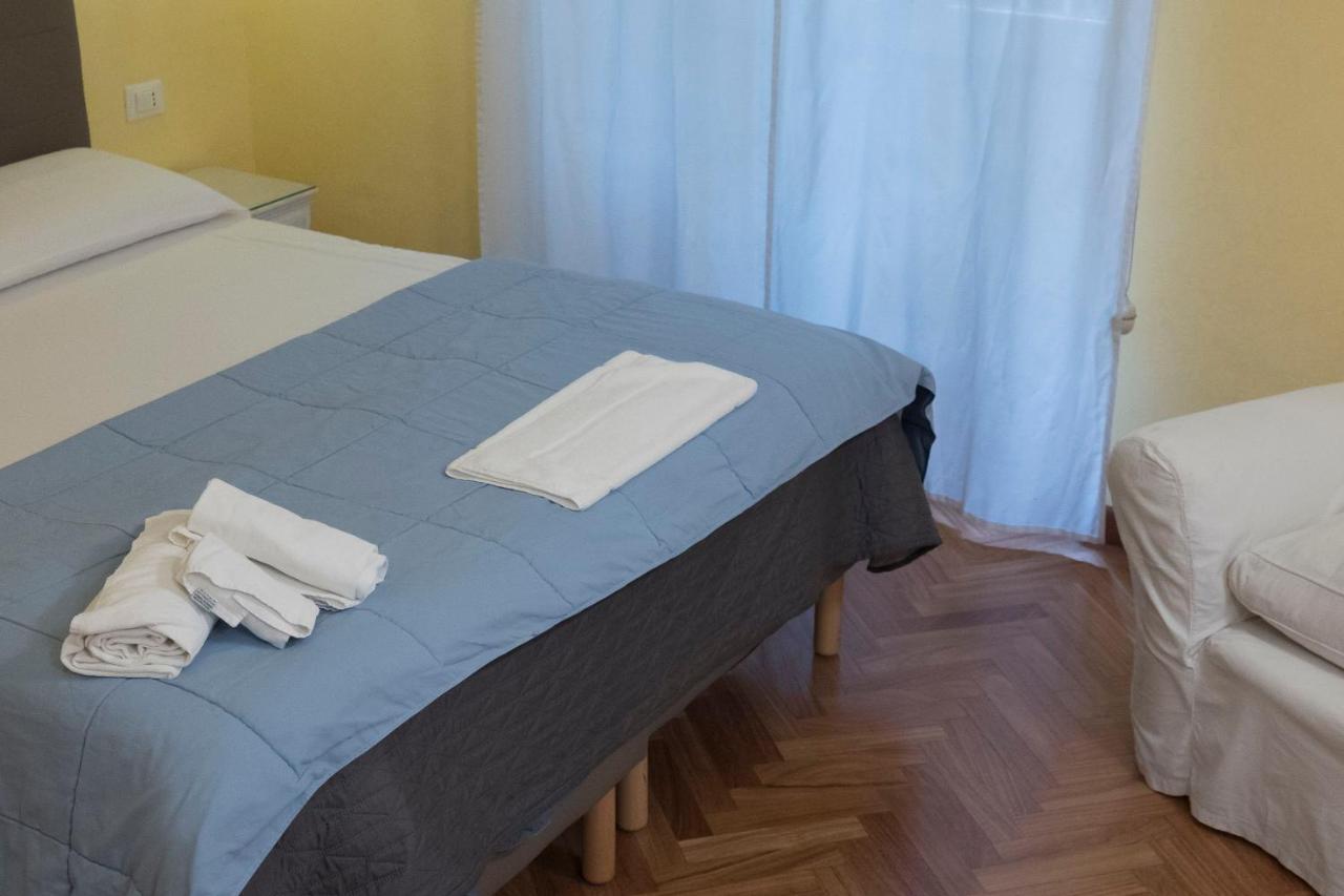 La Breccia A Porta Pia Bed & Breakfast 3*