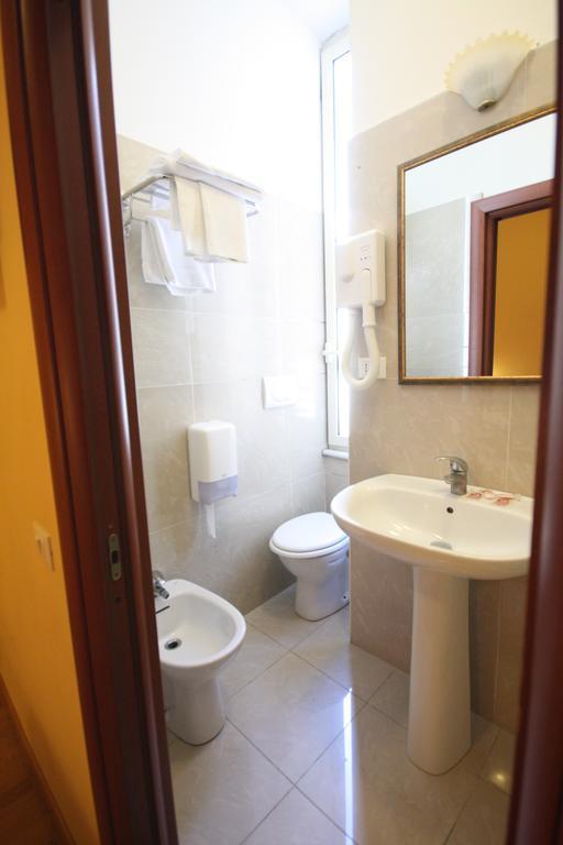 Hotel Cherubini