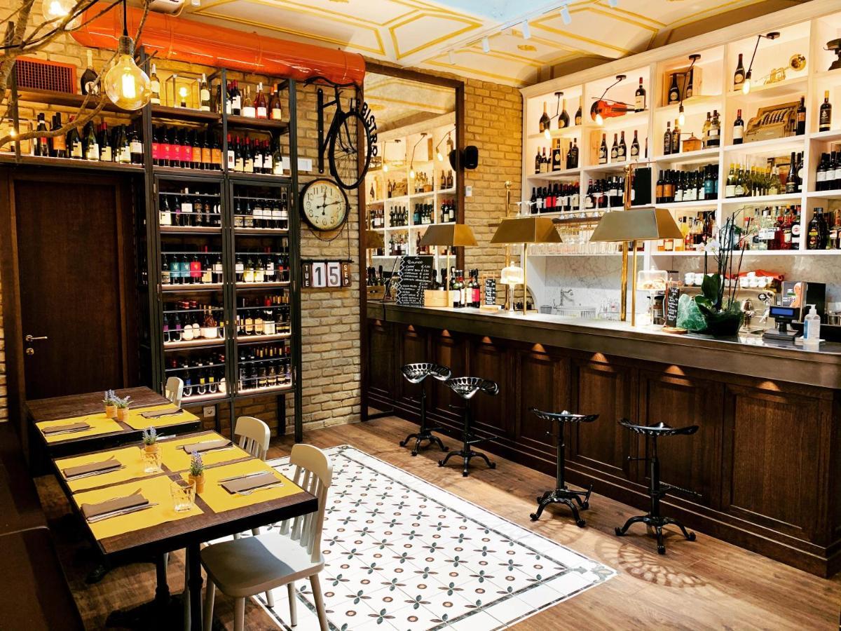 Les Fleurs Luxury House Guest house Rome