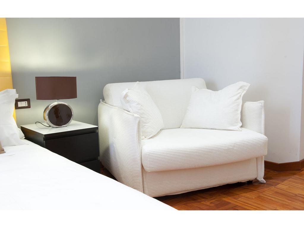 Lh Royal Terrace 2*
