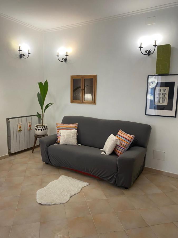 Apartment In Front Of Coliseum 5 Rome