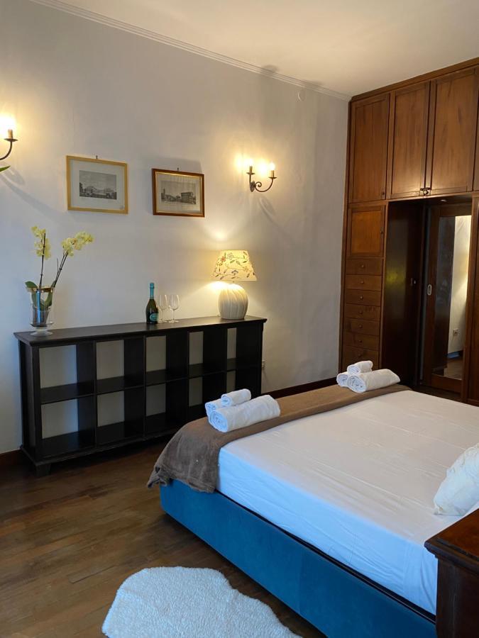Apartment In Front Of Coliseum 5