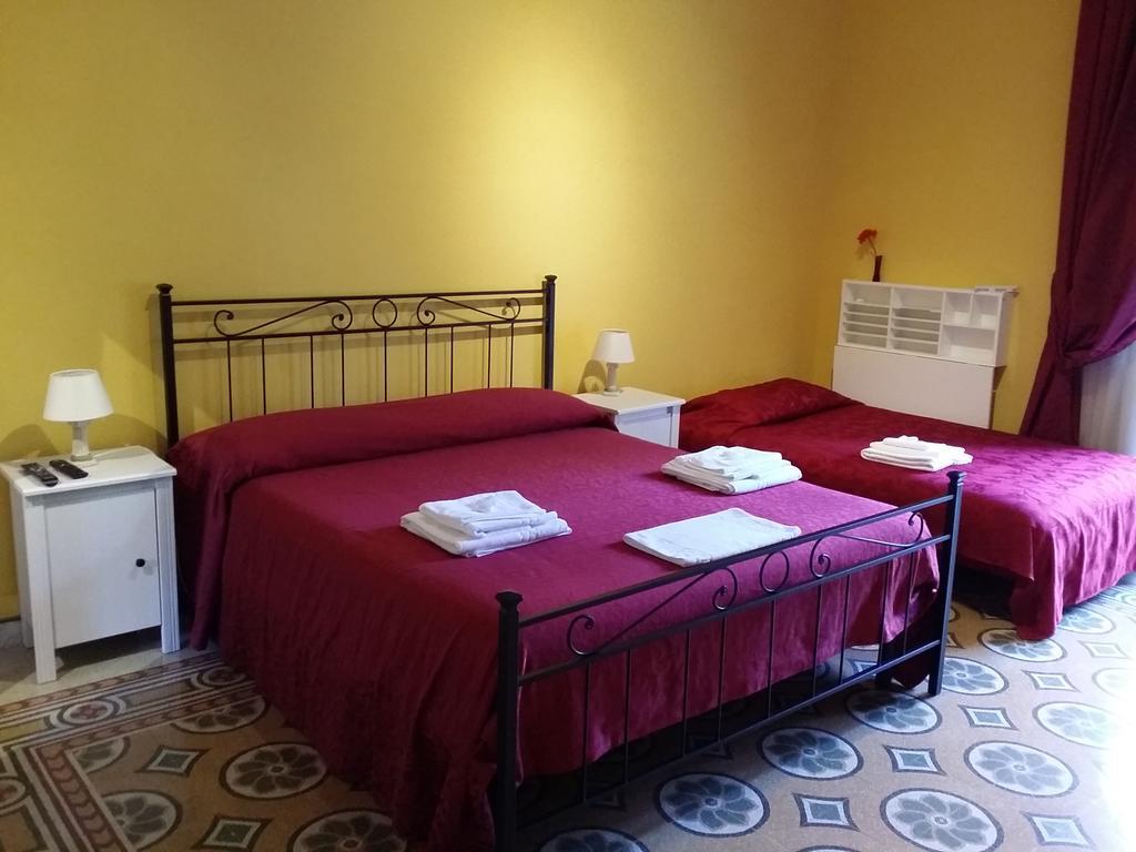 La Breccia A Porta Pia Bed & Breakfast Roma