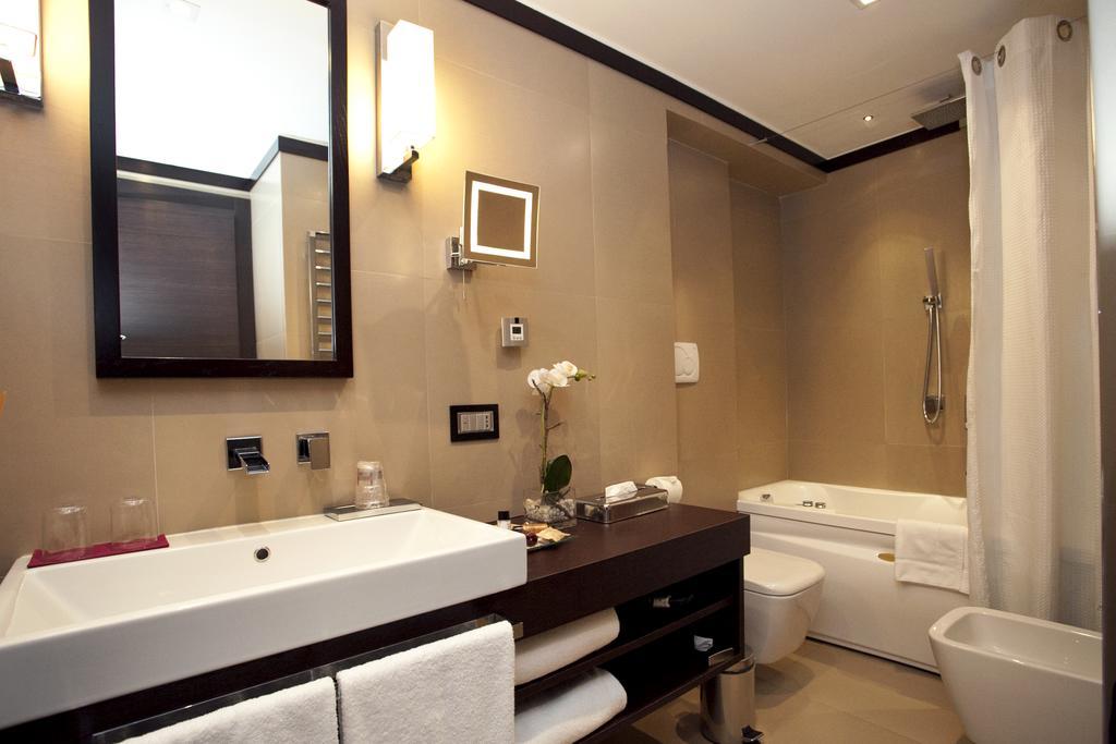Les Fleurs Luxury House Rome