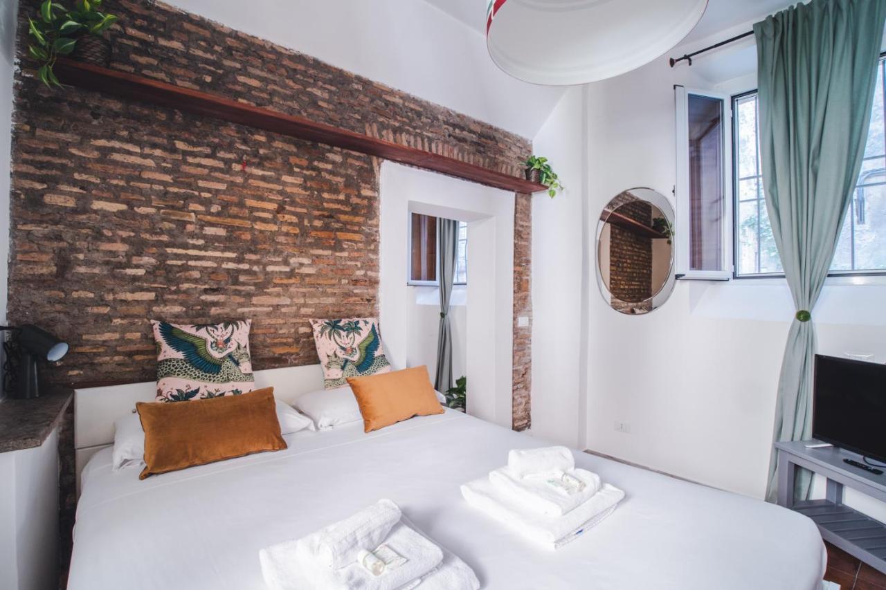 Apartment La Vetrina, The Renaissance Charme Of Piazza Navona *