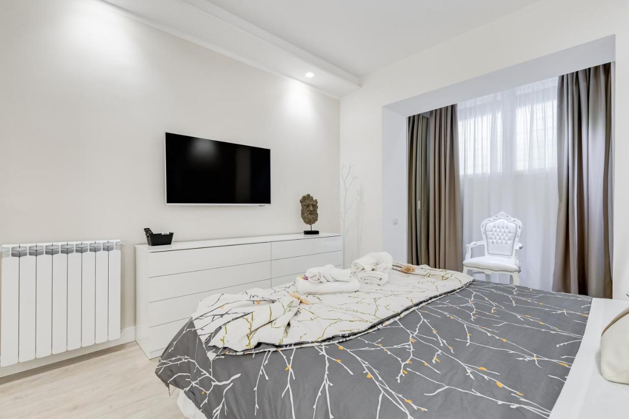 Bmga L The White Crown In Testaccio Apartment Rom