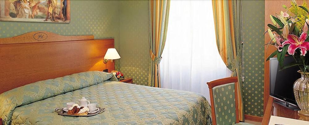 Contilia Hotell 3*
