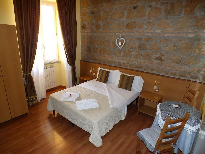 Hotel Delia 2*