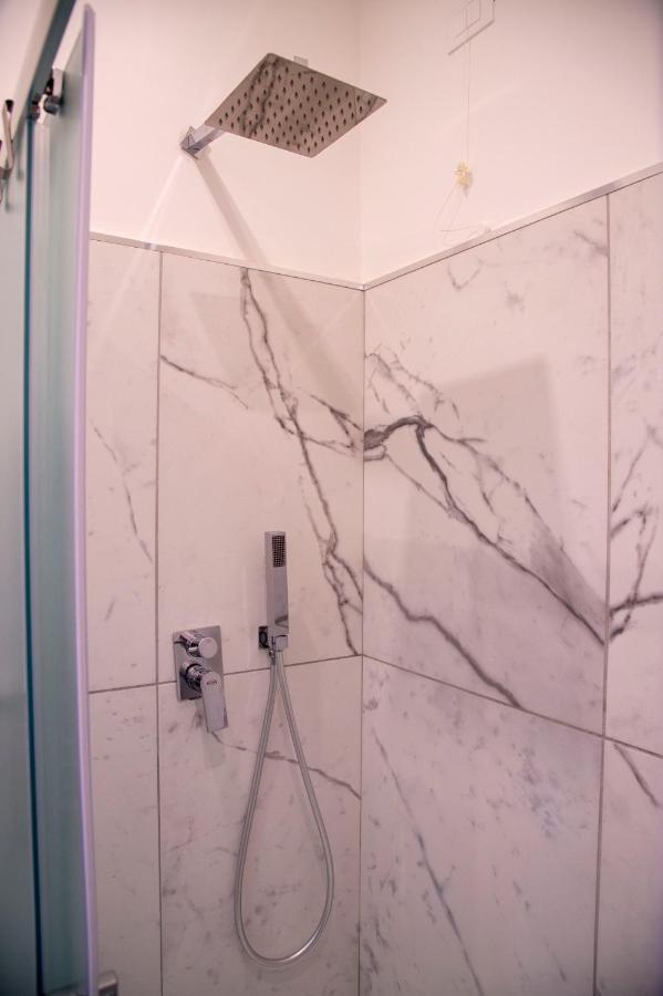 Ad Tritone Gjestgiverier 2*