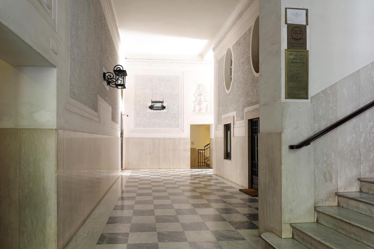 Grand Tour Rome Suites - Liberty Collection 2* Rom
