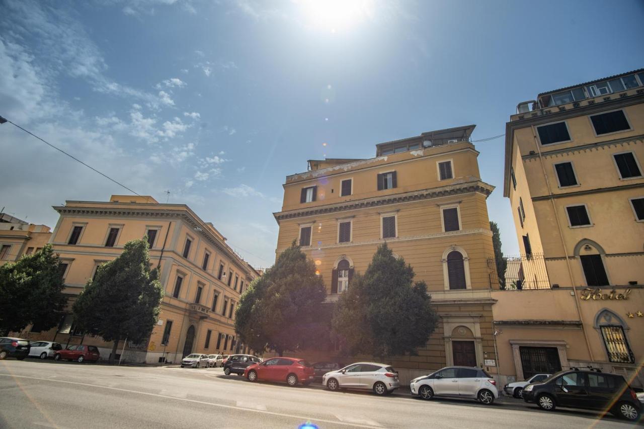 Artromano Hotel