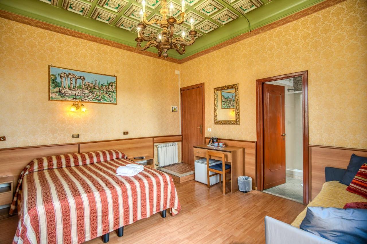Hotel Artromano 2*