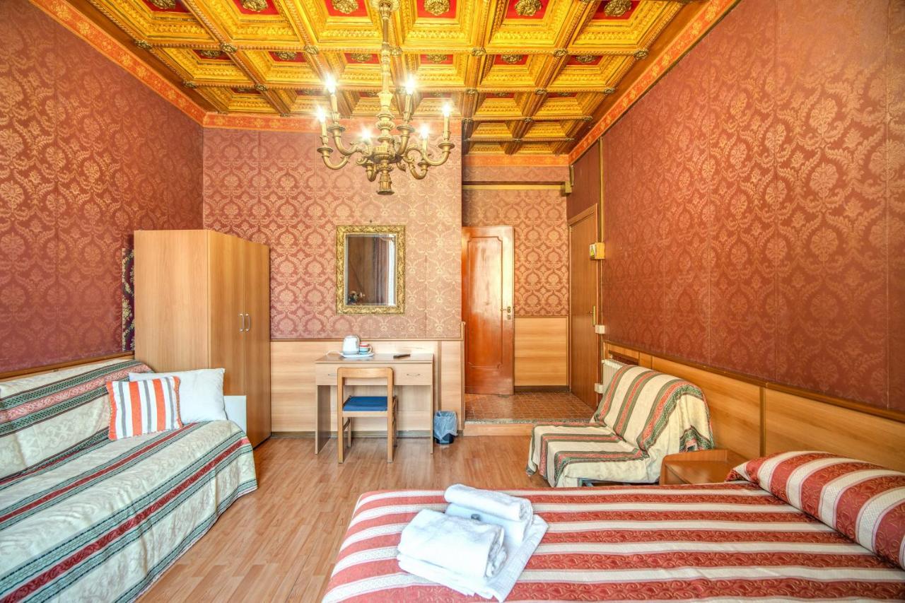 Hotel Artromano 2*