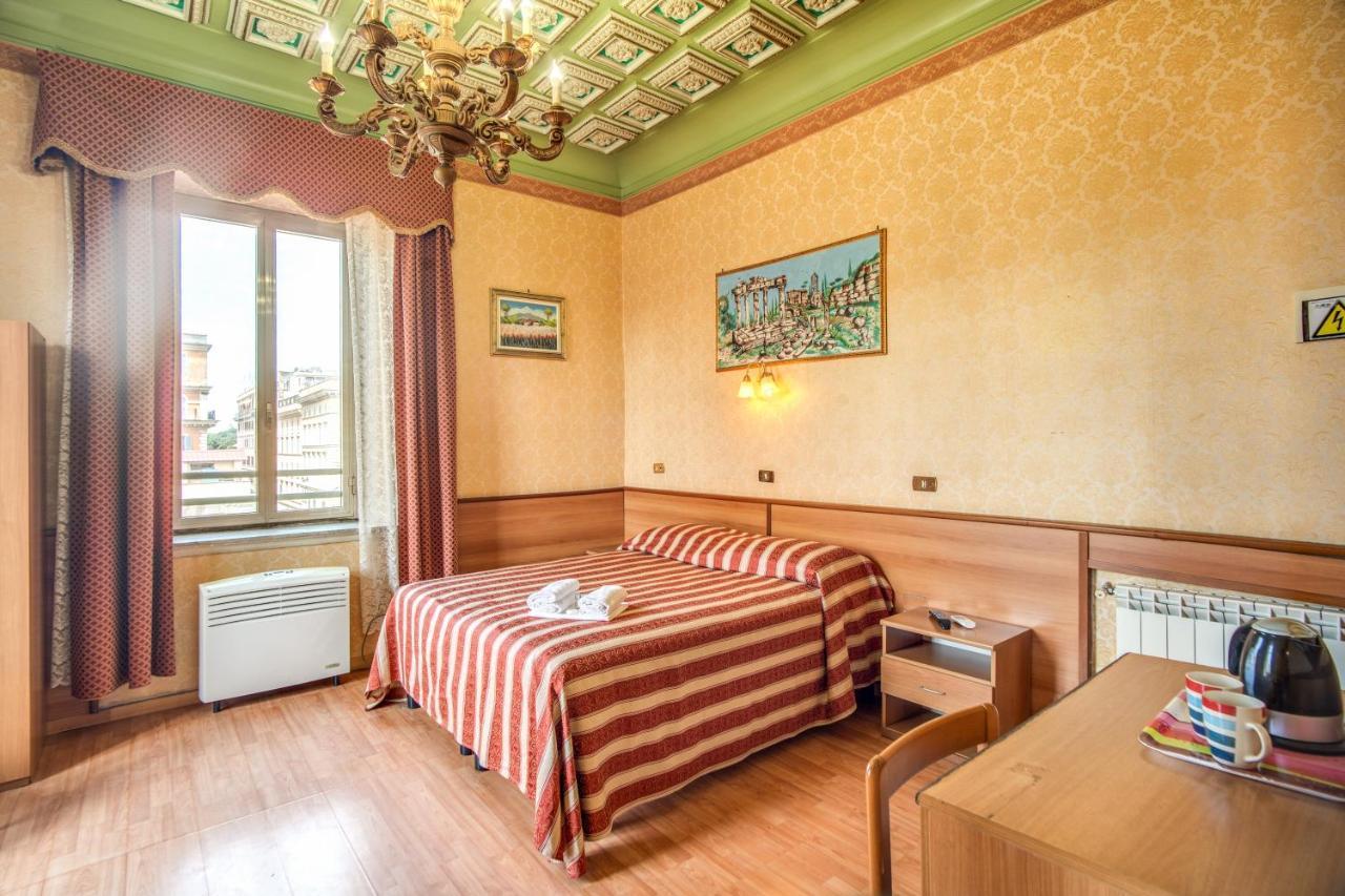 Hotel Artromano 2*