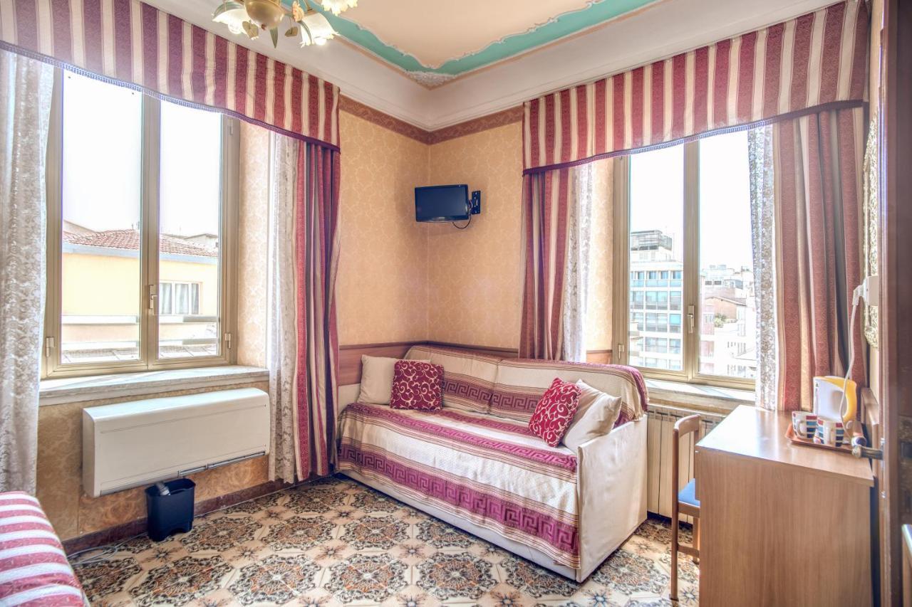 Hotel Artromano Roma