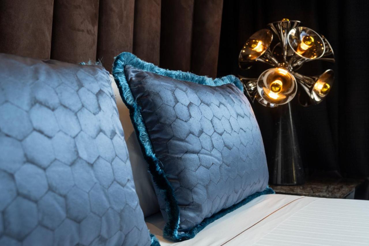 U-visionary Hotel 4*