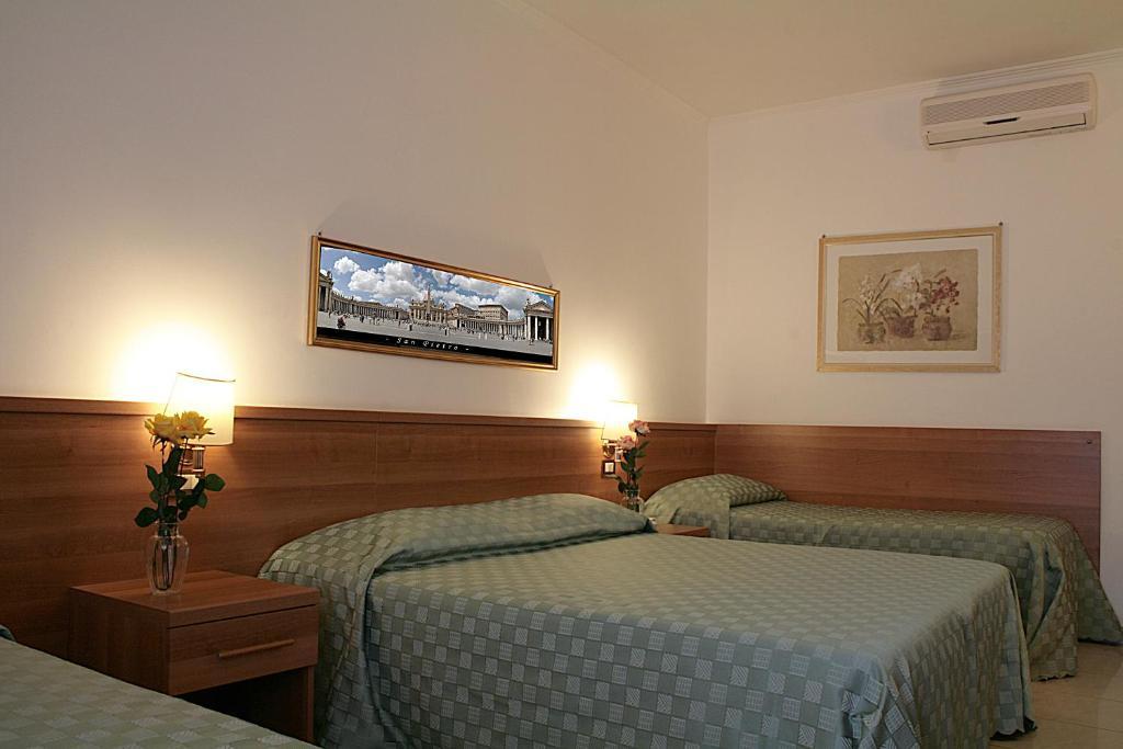 Emanuela 2* Roma
