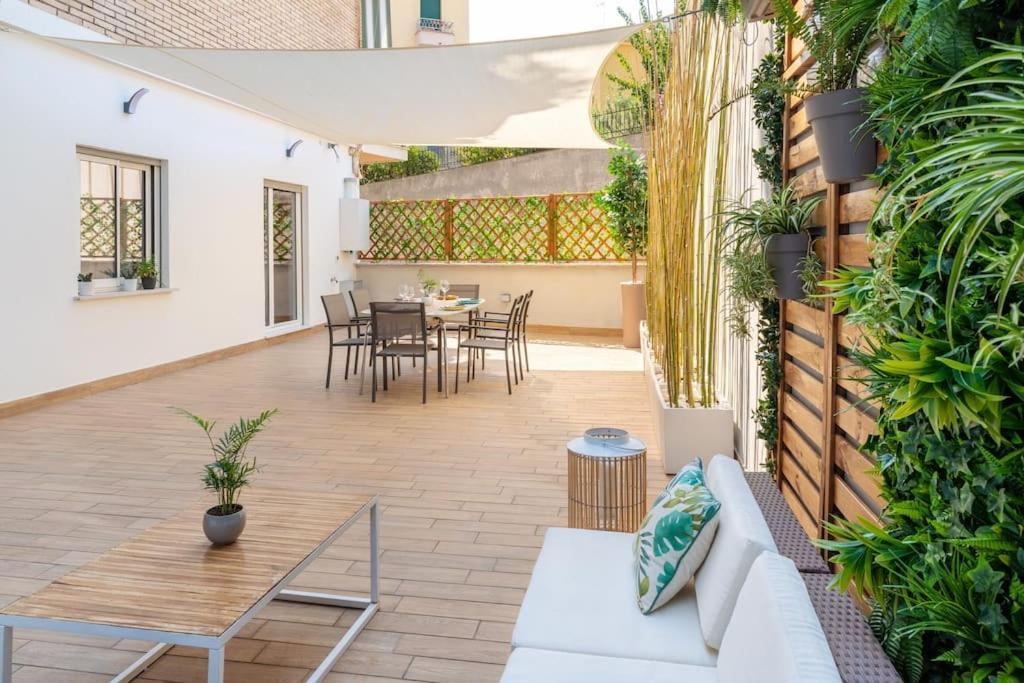 Apartamento G&g Garden - Con Ampio Terrazzo Esterno By Followgreenhouserome Roma