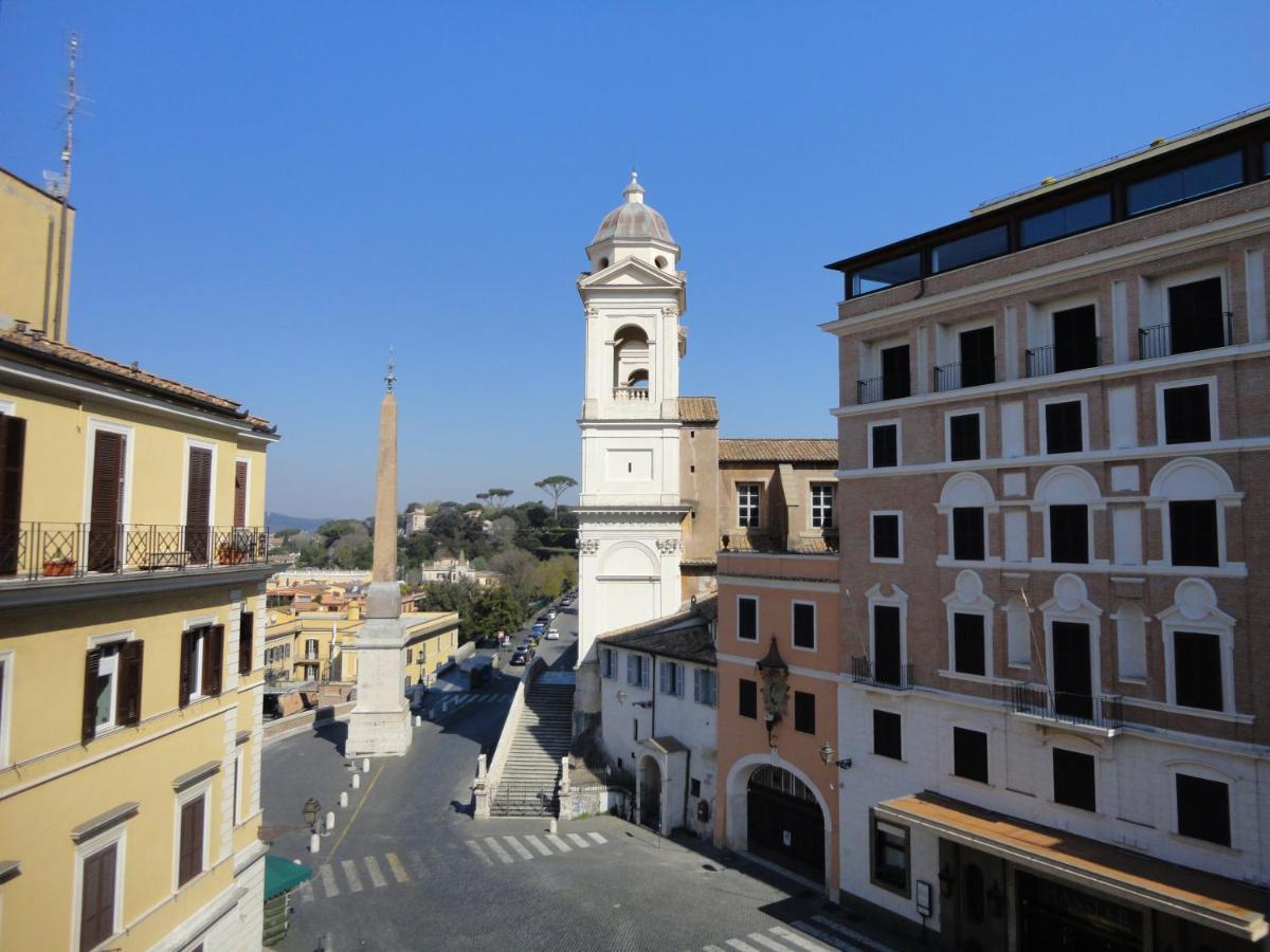 Ricciardelli Luxury - Piazza Di Spagna Pensión 2*