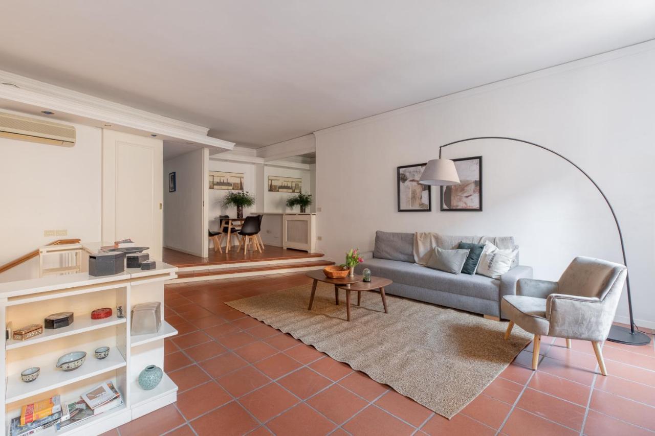 Iflat Magic In The Heart Of Trastevere *