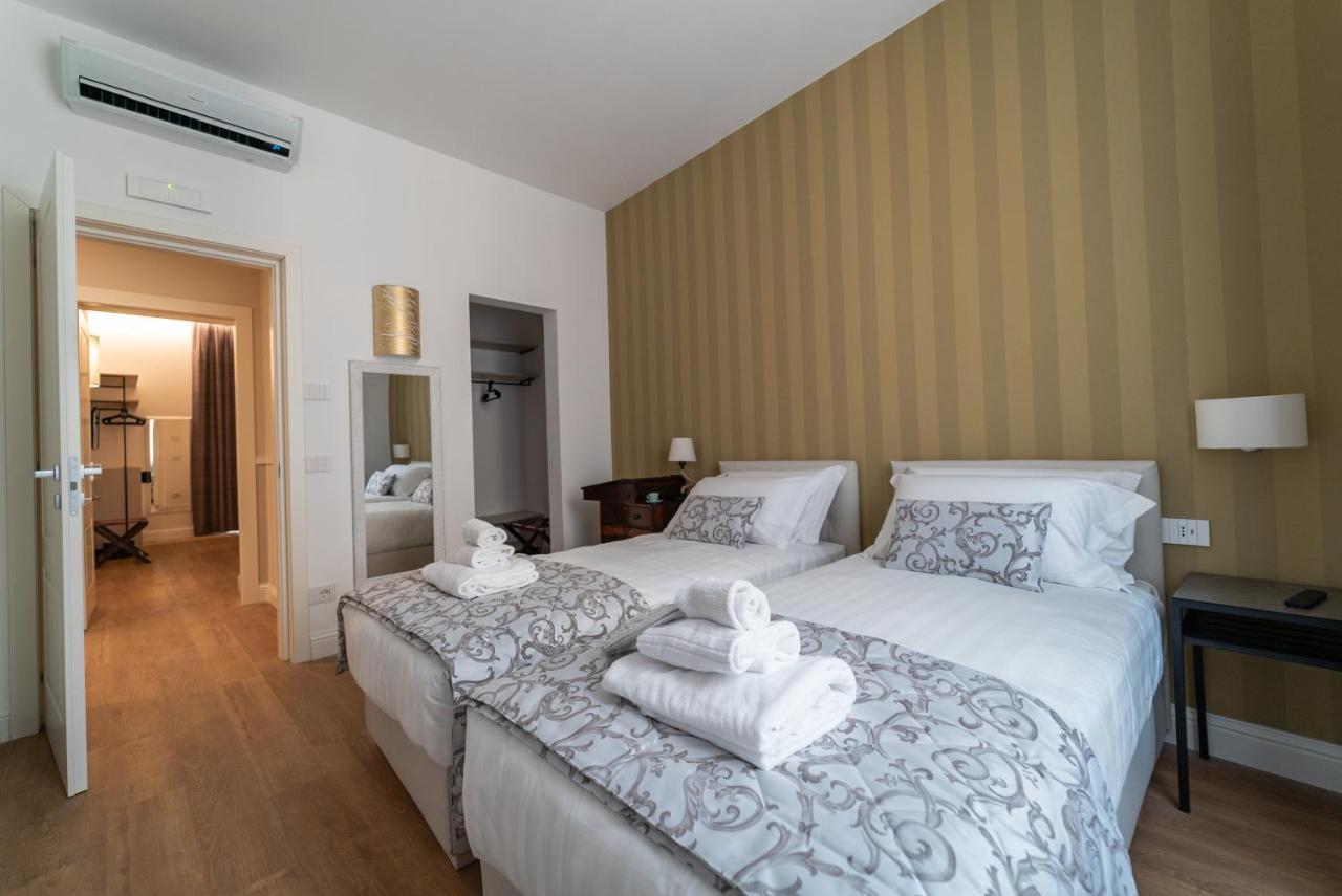 Nuances The Colosseum Apartment