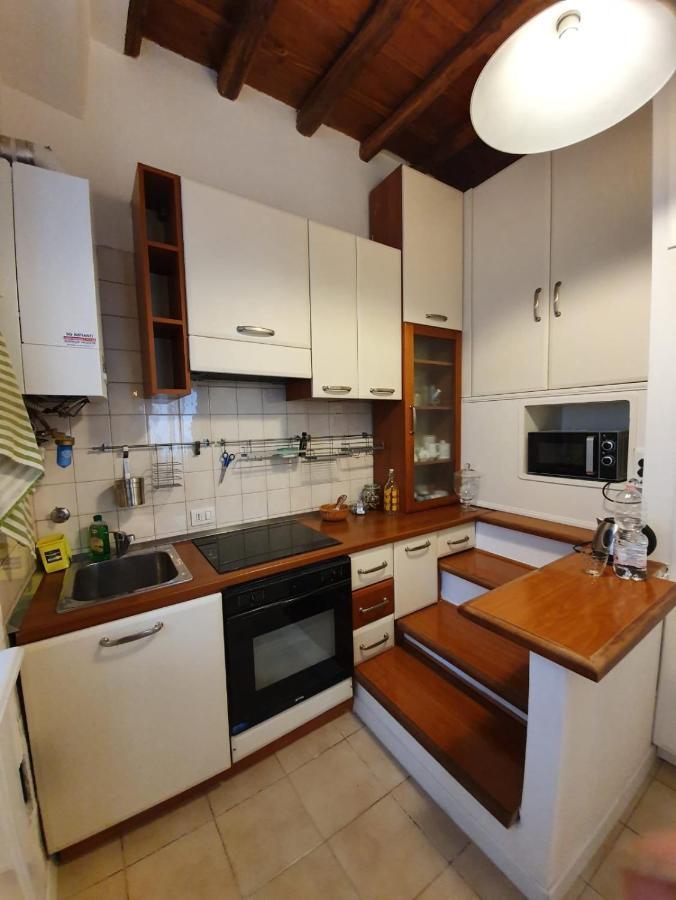 Alice's Corner At Borgo Apartment