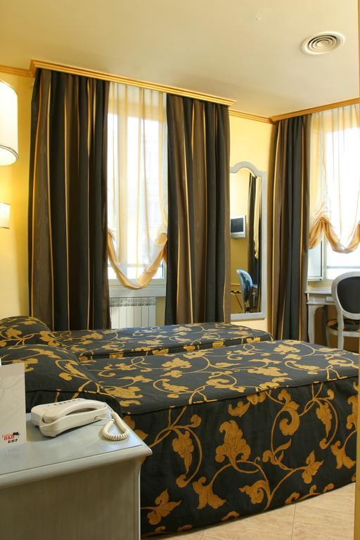 Fellini Hotel Roma