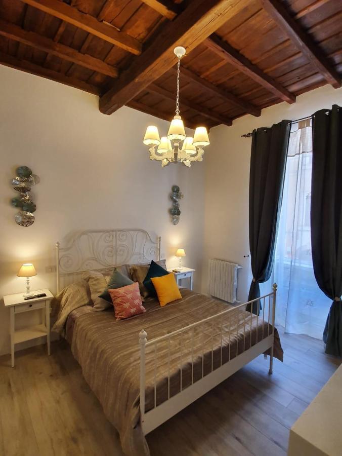 Alice's Corner At Borgo Apartment Rome