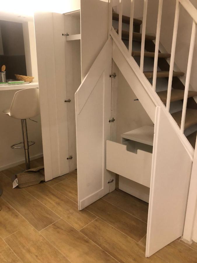 Modern Mini Loft Rom