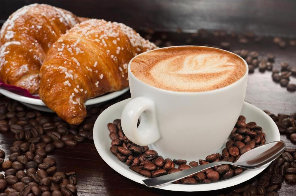 Acomodação com café da manhã  Andy&lu Roma