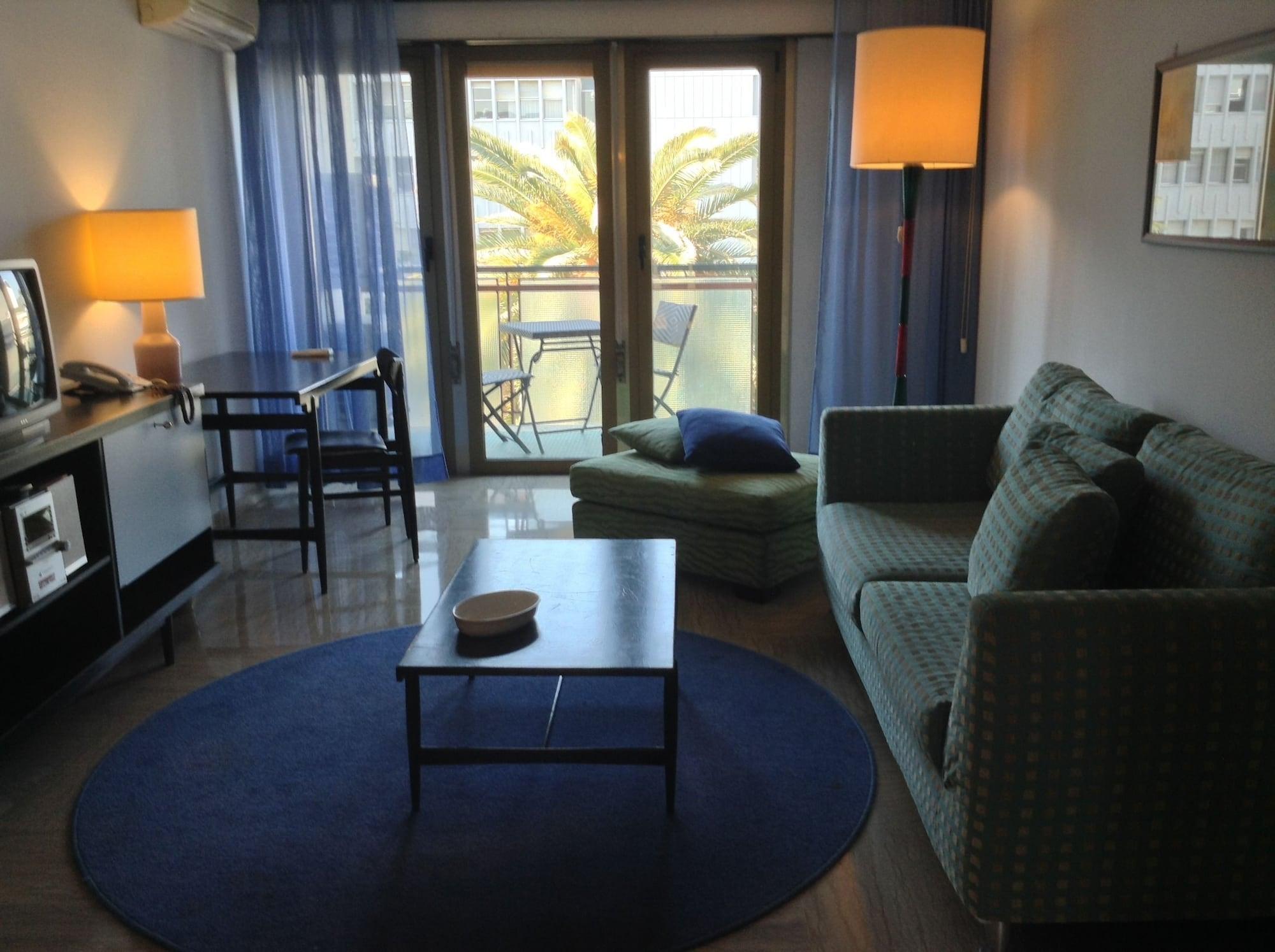 Garden Apartahotel 4*