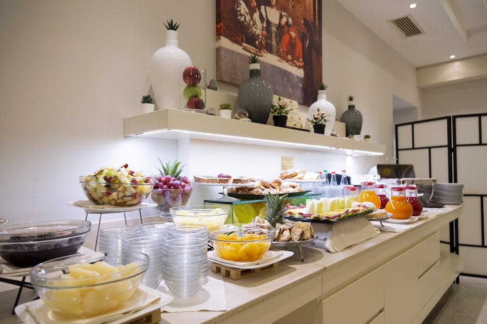 Leonardo Boutique Monti Hotell 4*