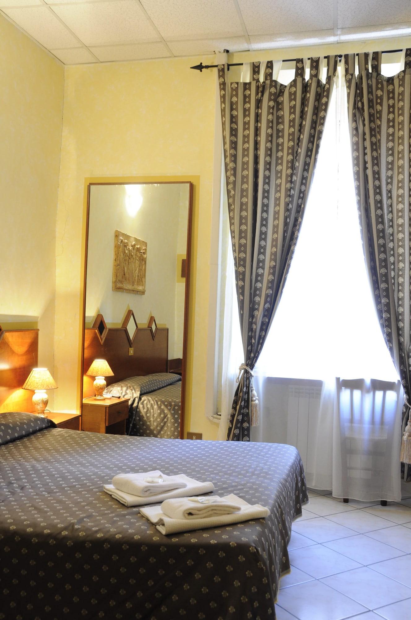 Farini Hotel 2*