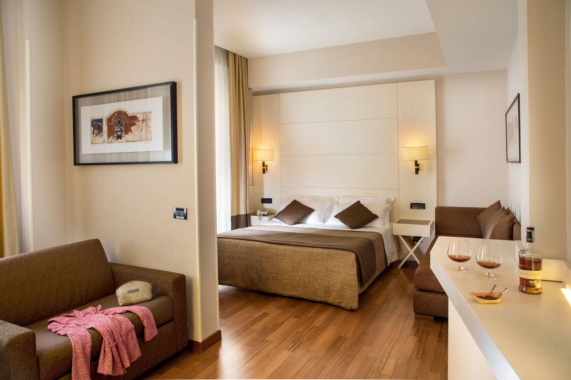 Oxford Hotell 4*