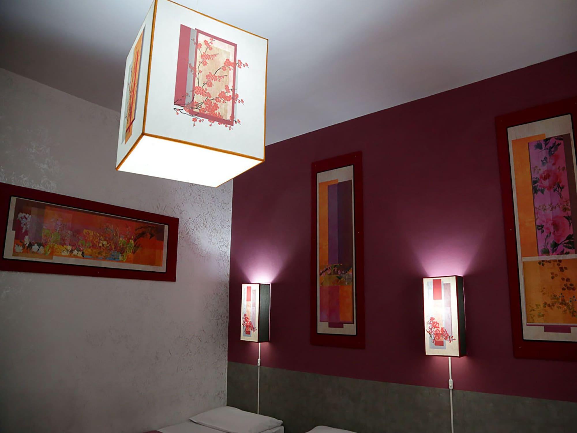 Roma Room Hotel 3*