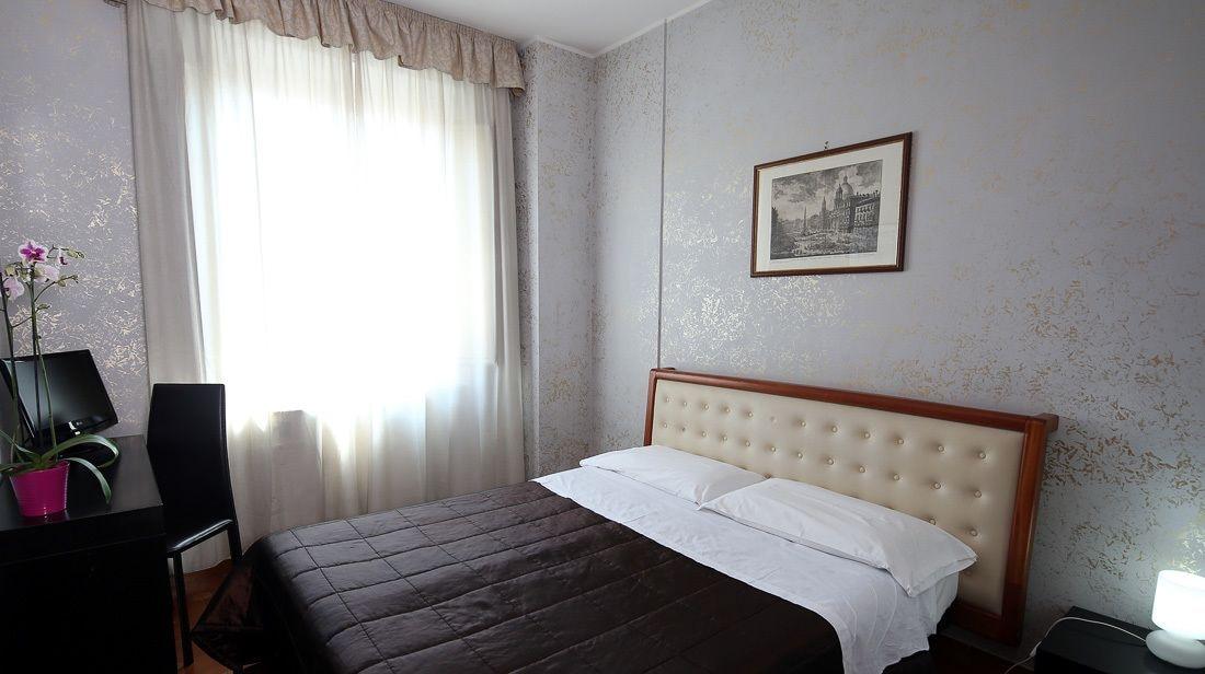 Hotel Roma Room Hotel 3*