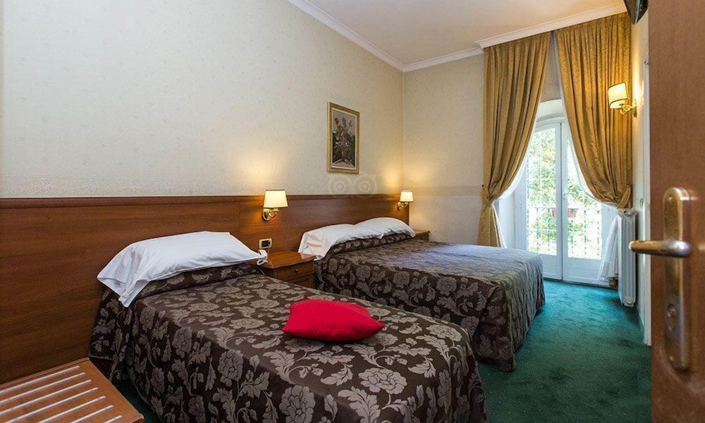 Astoria Garden Hotel