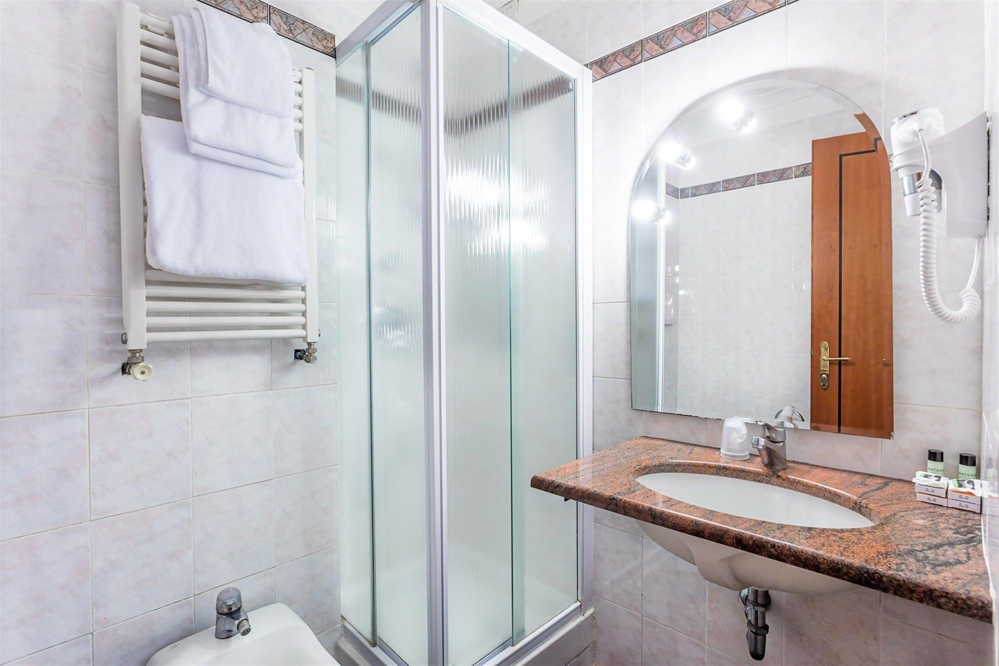Raeli Luce Hotel Roma