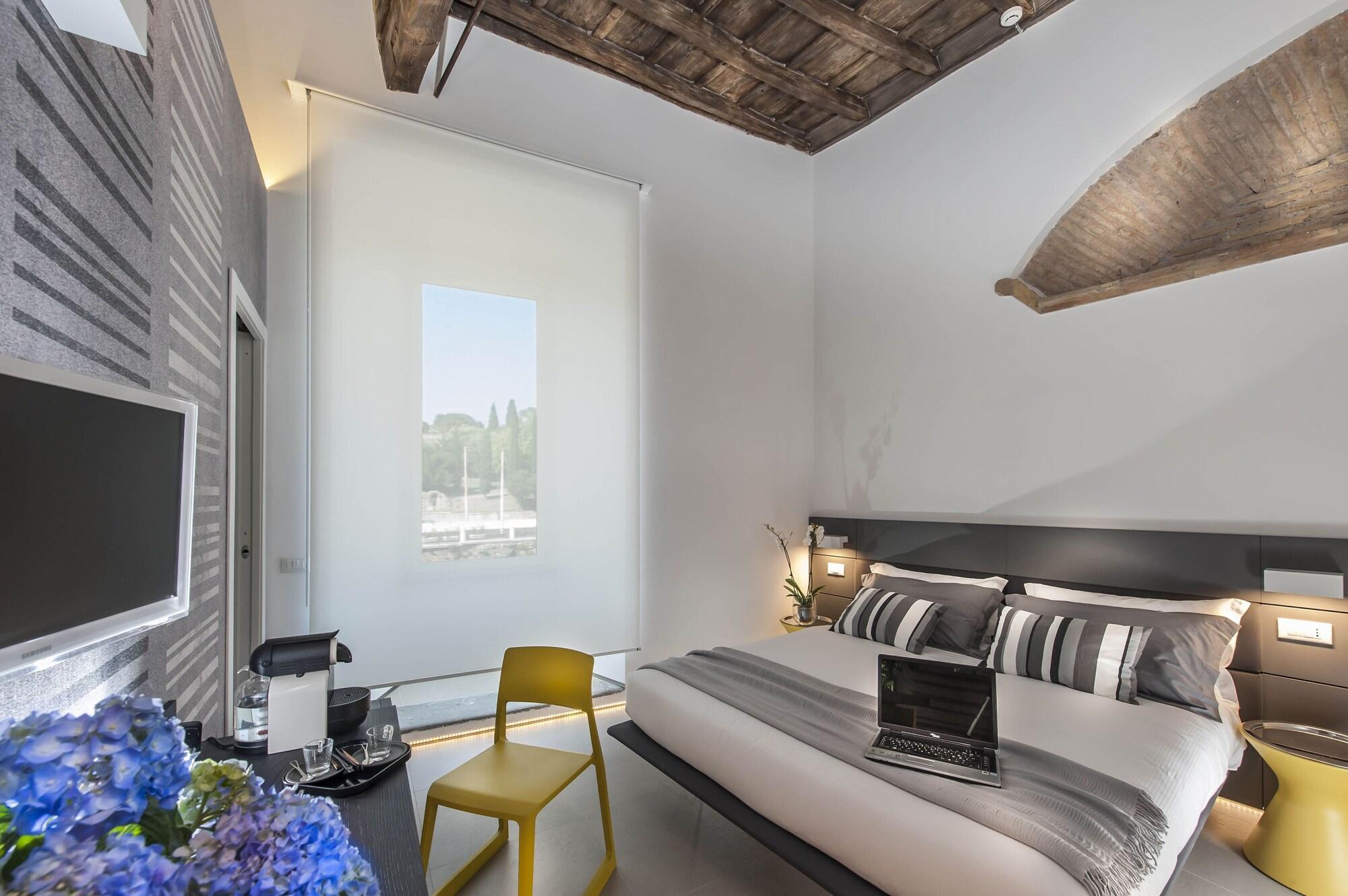 First Floor Roma