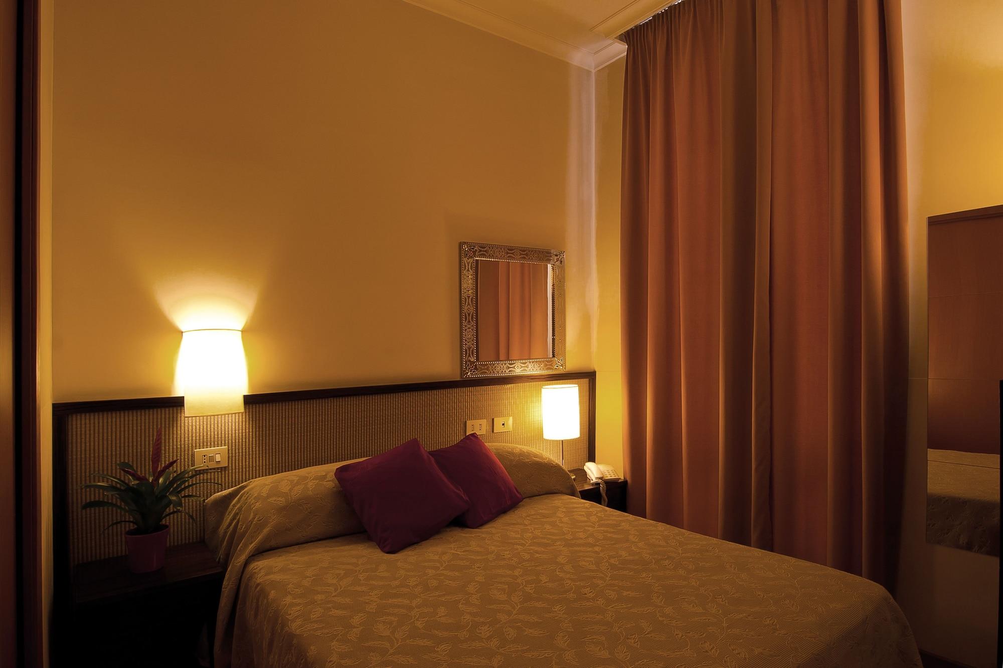 Novecento Hotel 3*